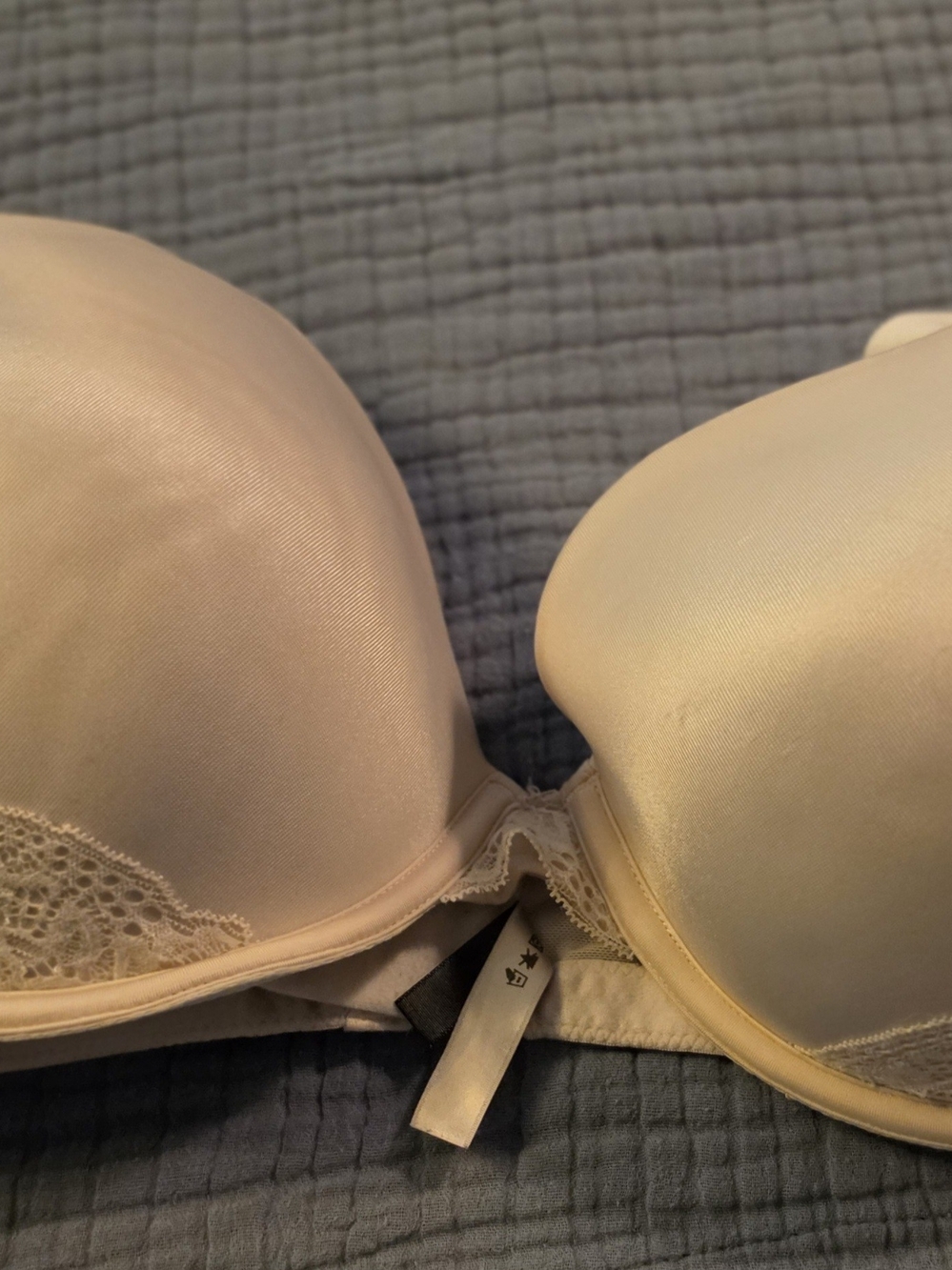 Ambrielle Cream Padded Lace-Trim Push-Up Bra